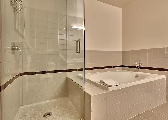 Bridgestreet At State And Grand 4* Chicago